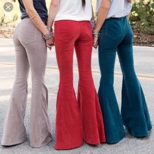 Show Me Your Mumu Red Cam Cam Bells